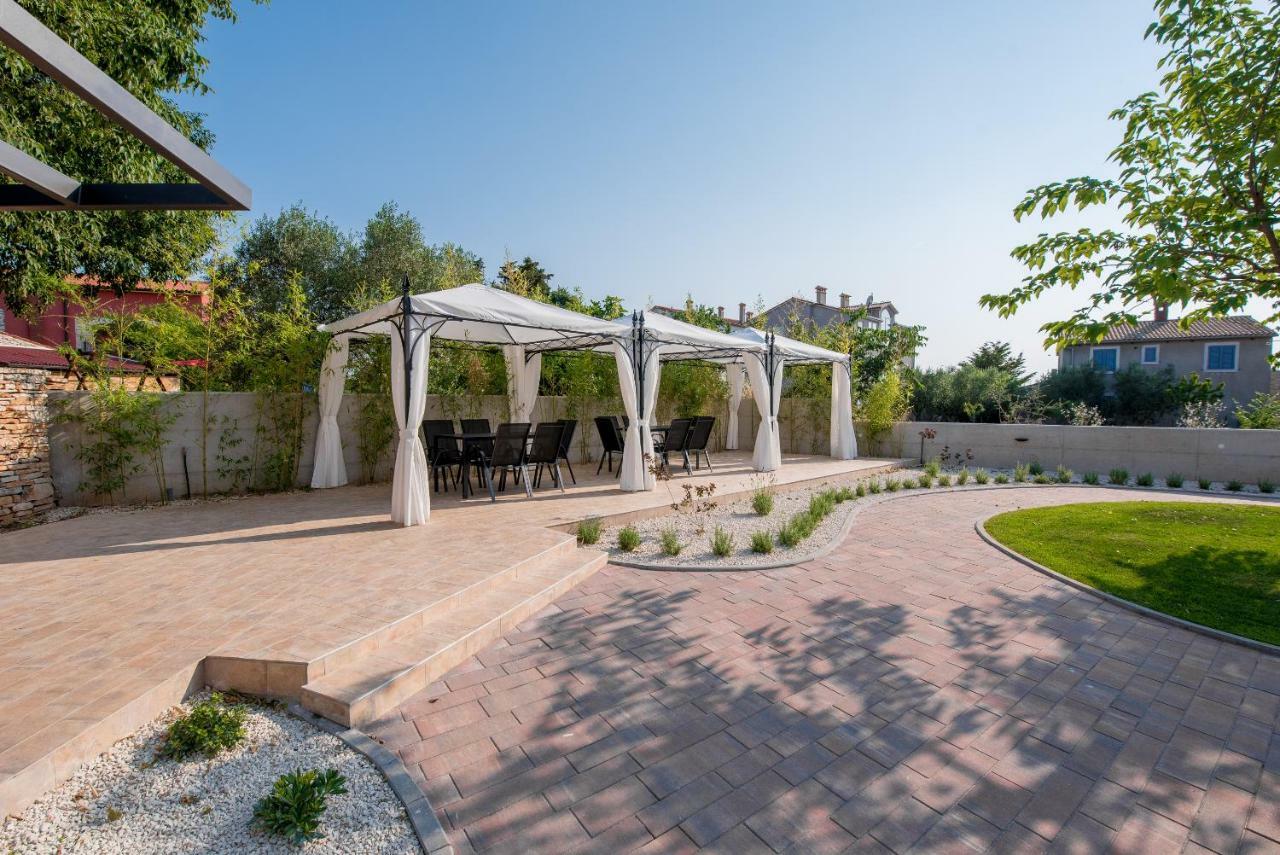 Villa Anja Peroj Exterior photo